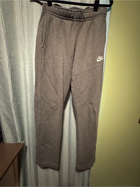 Nike Pants - Nike Sportswear Club Fleece joggers